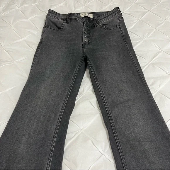 We The Free Button Fly Flare Jeans - Picture 9 of 14